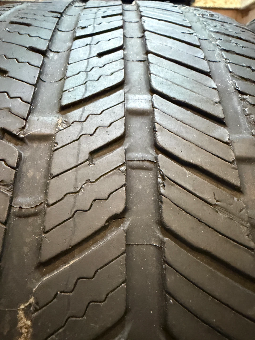 Bridgestone DriveGuard Plus 225/40R18 Tire RFT - photo 5