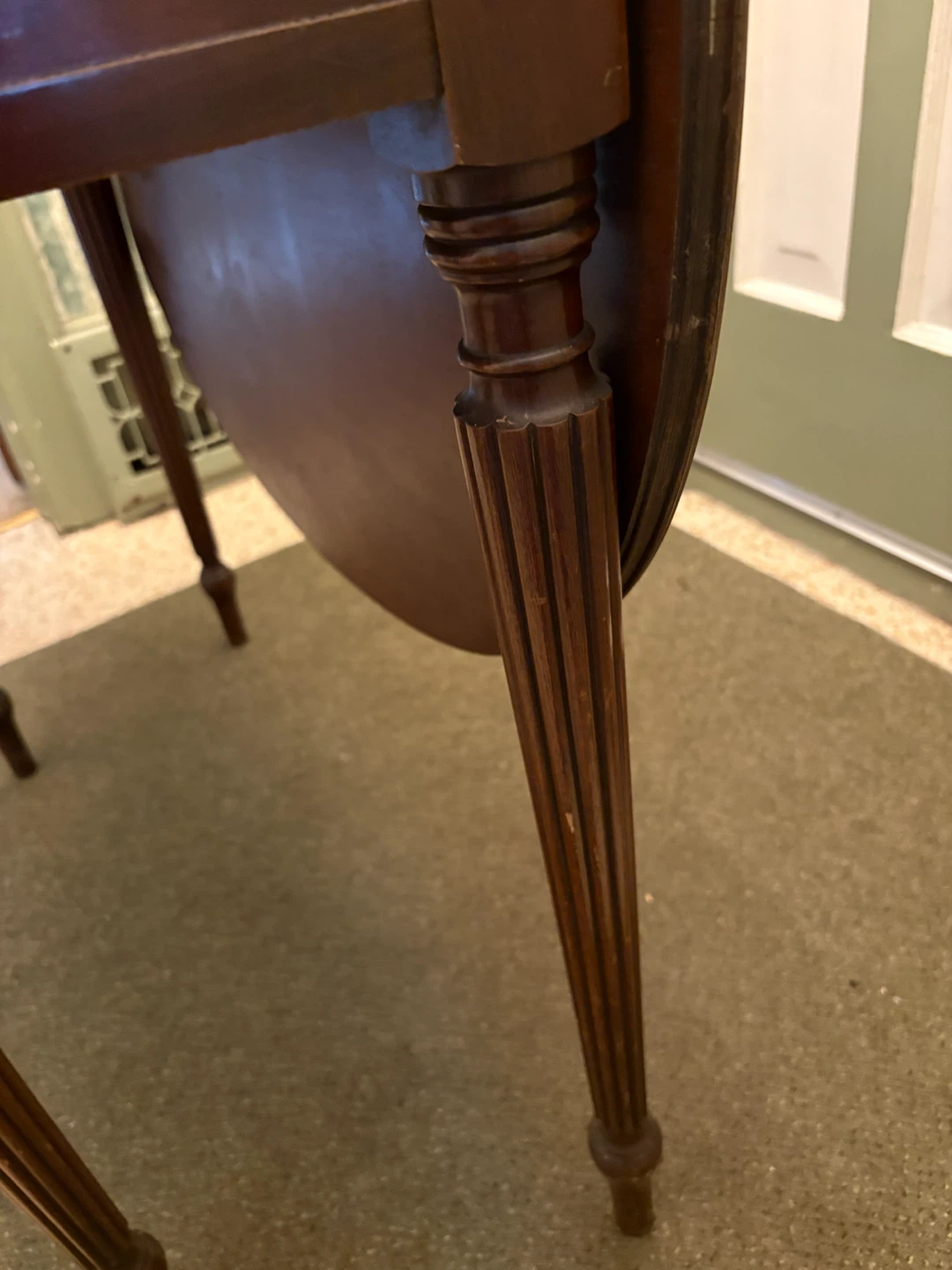 Vintage Mahogany Drop Leaf Table - photo 5
