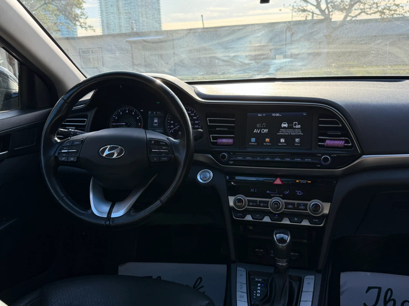 2020 Hyundai Elantra Luxury Limited - photo 5