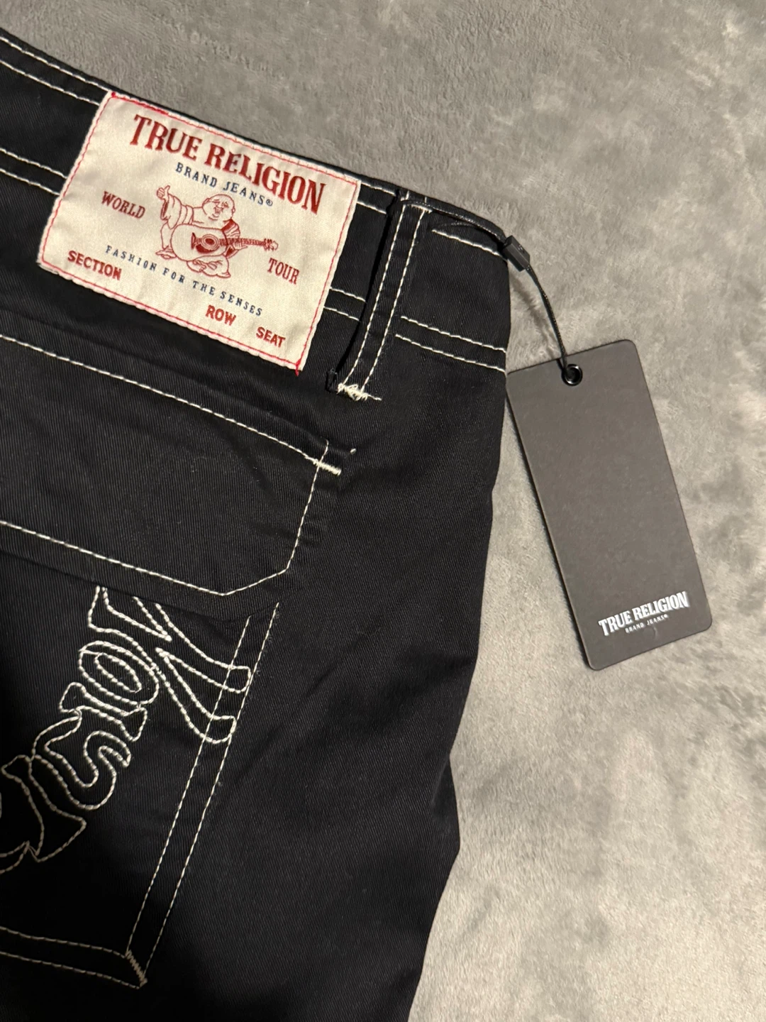 Brand new true religion cargos size 36