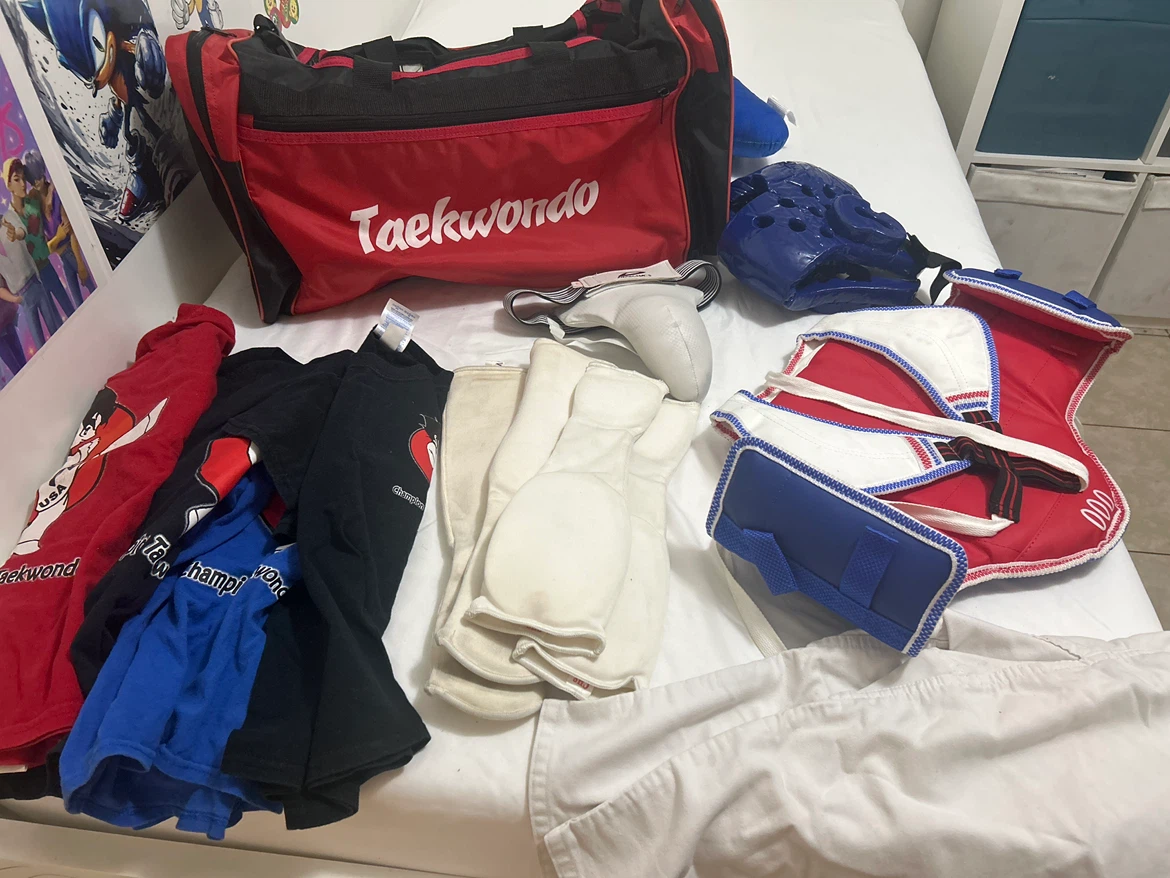 Taekwondo Sparring Gear Set