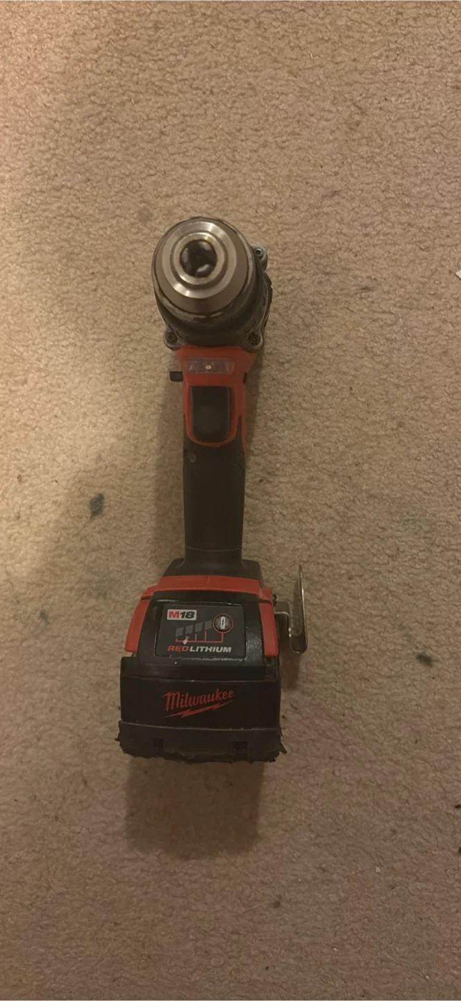 Milwaukee M18 Hammer Drill - photo 2