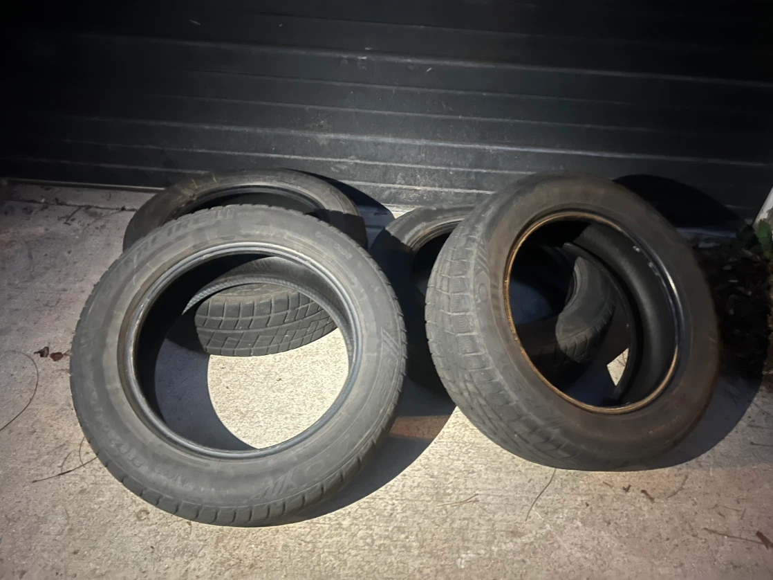 Set of 4 Starfire 225/60R17 Tires