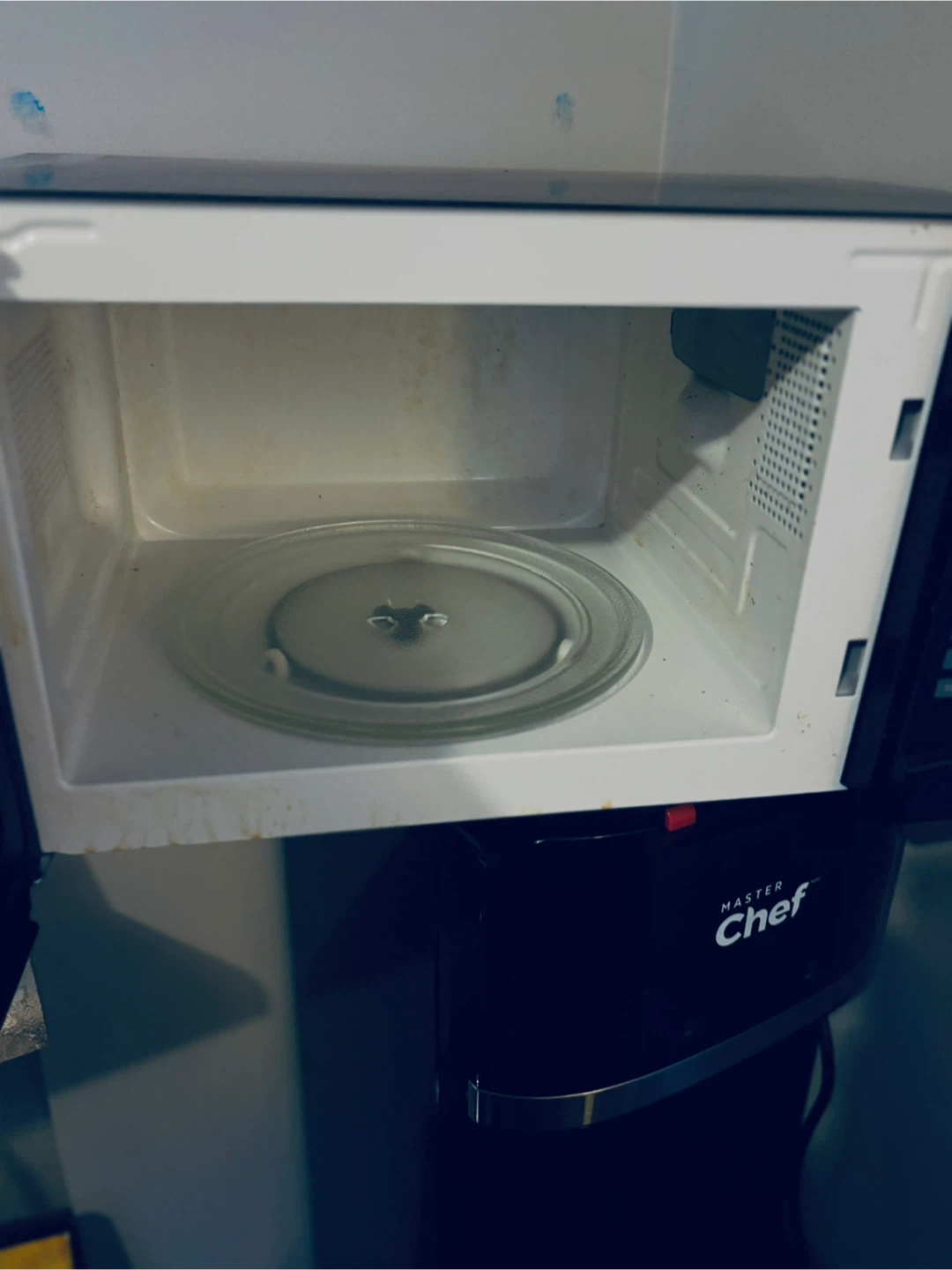 RCA Microwave Model RMW733-BLACK - photo 2