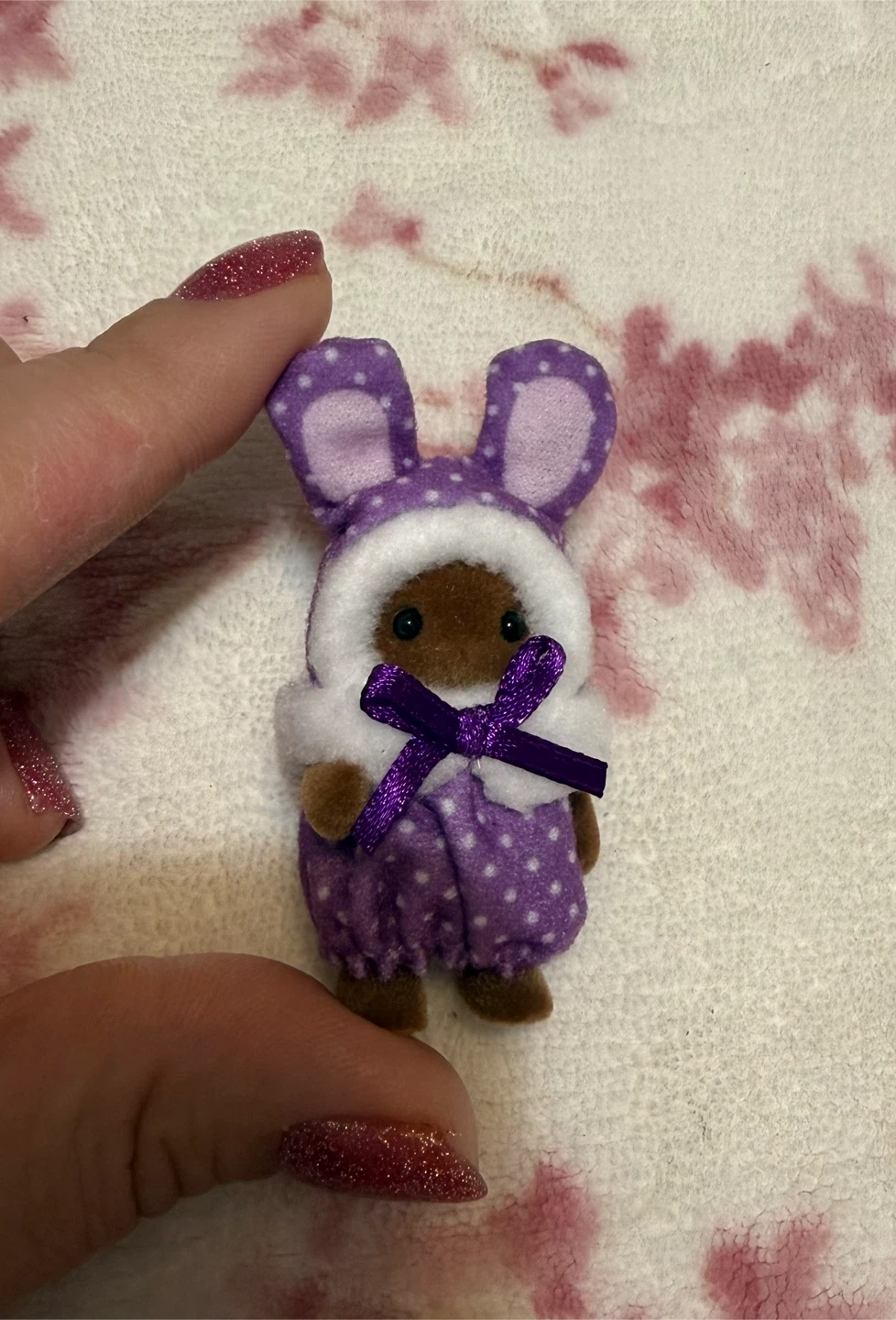 Calico Critters Baby Figure in Purple Polka Dot Outfit - photo 2