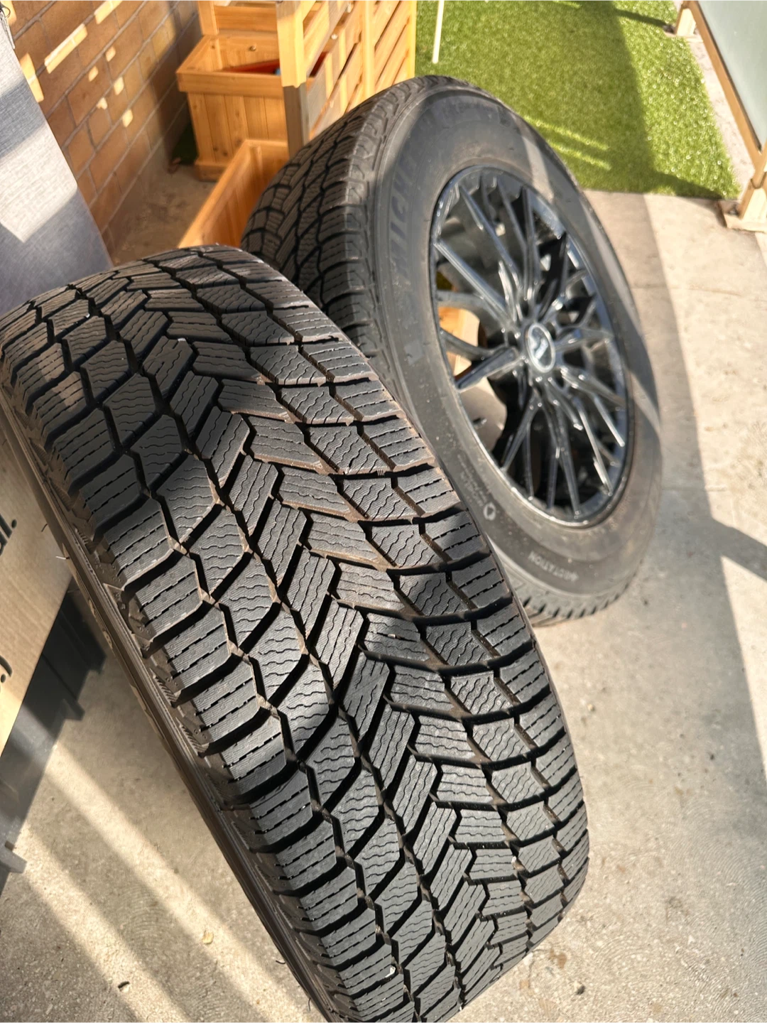 Michelin X-Ice Snow Winter Tires + 17” Black Alloy Wheels - photo 2