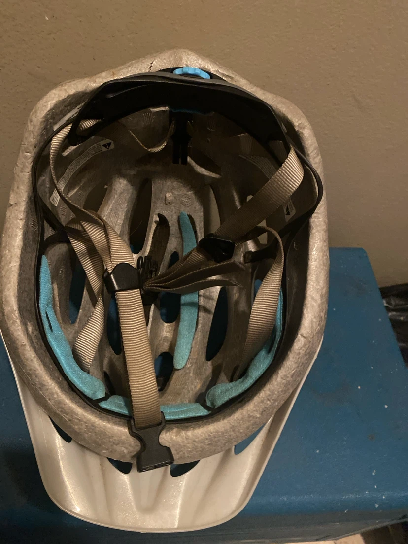 Giro Bicycle Helmet Silver and Blue - photo 2
