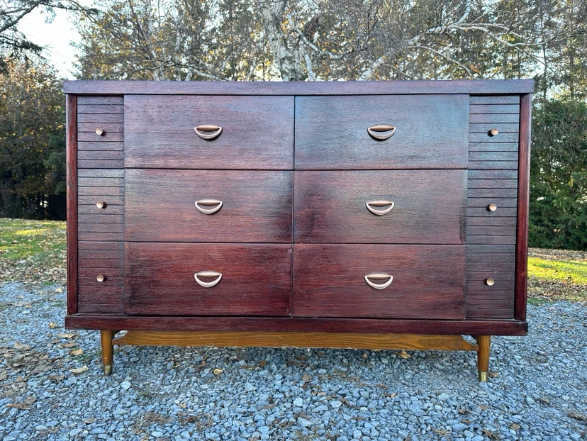 Vintage Knechtel Walnut MCM Dresser (CAN DELIVER) - photo 4