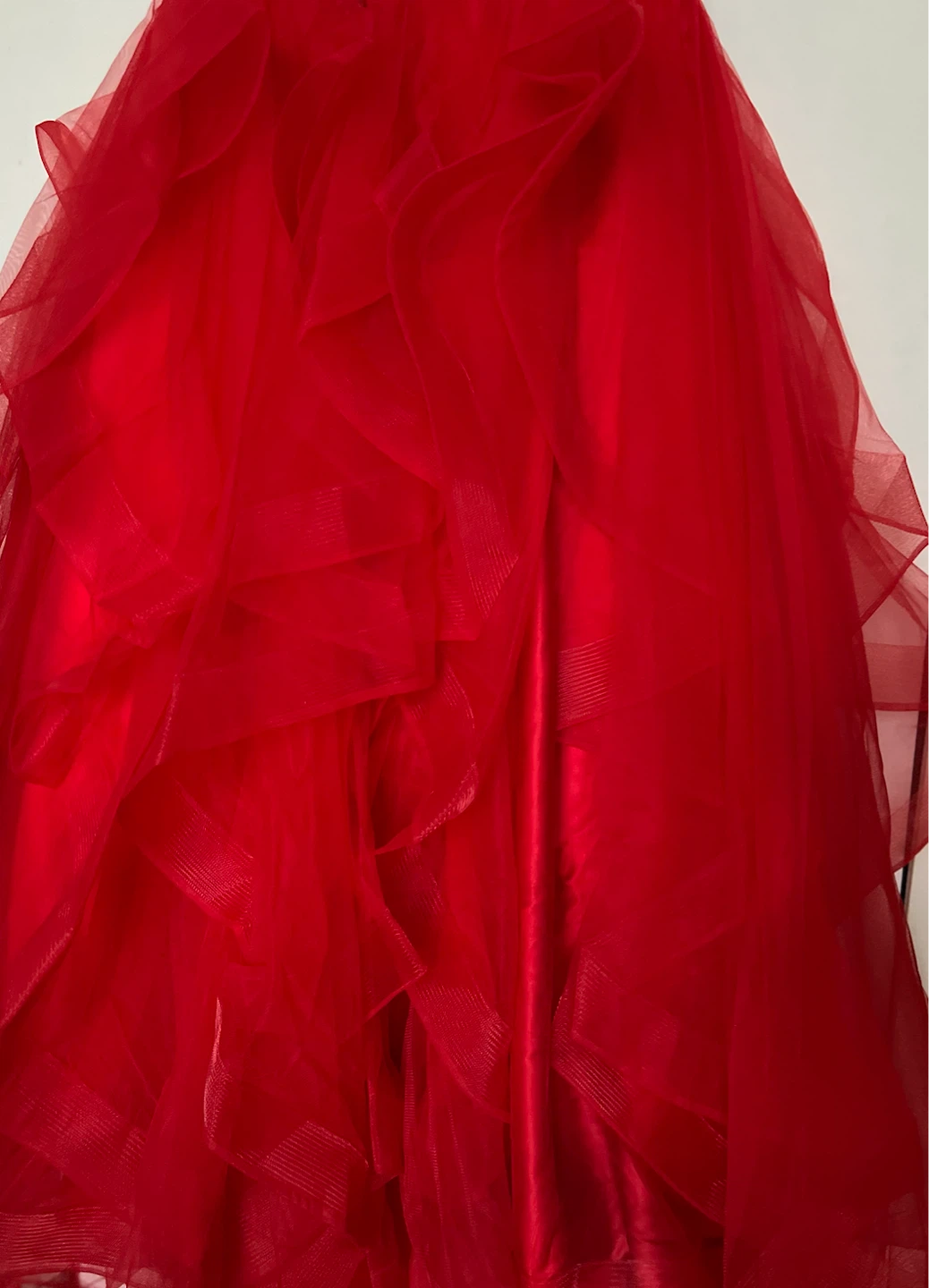 Red Sleeveless Evening Dress with Sequins - photo 5