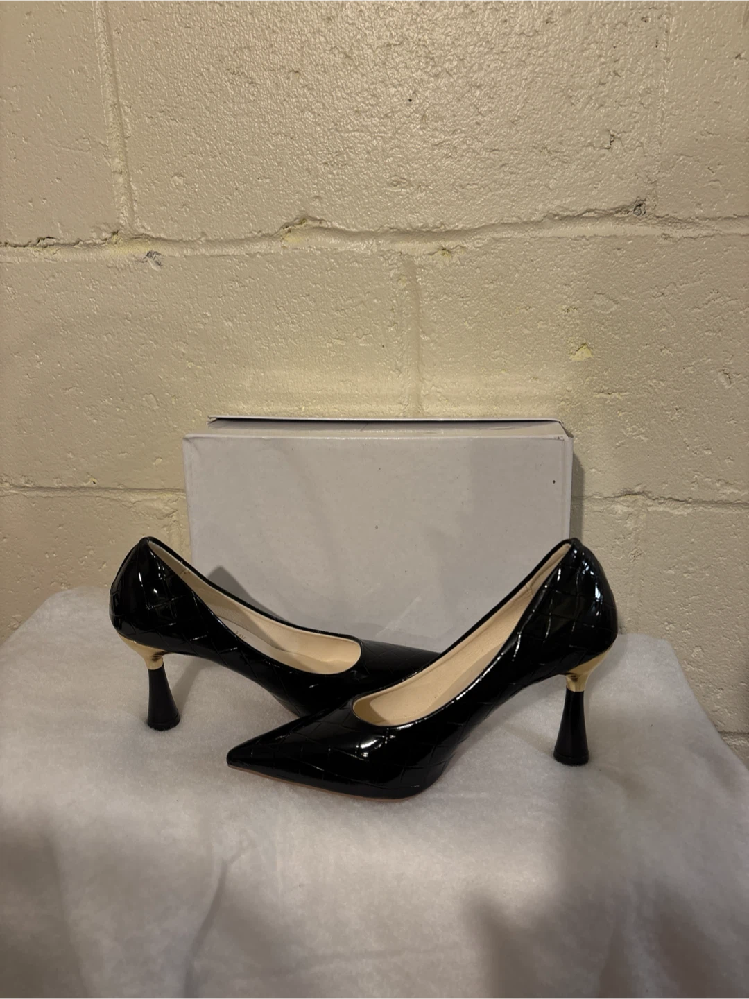 Never used - Heels