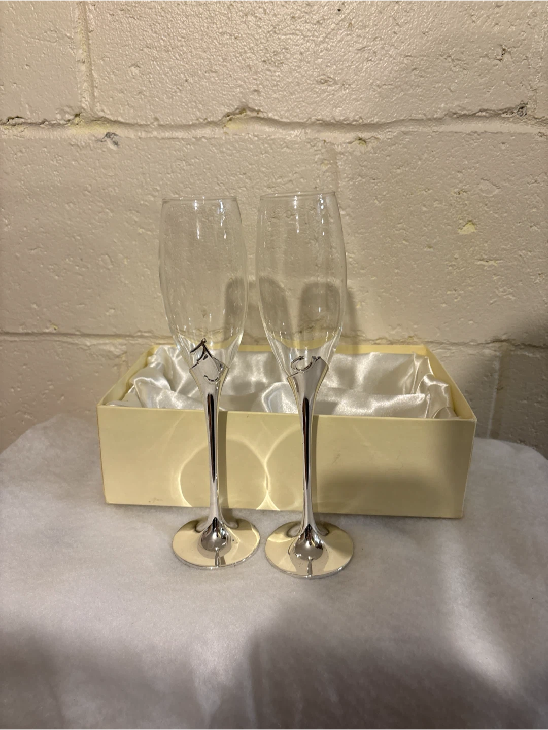 Set of Two Silver-Stemmed Champagne Flutes - photo 2