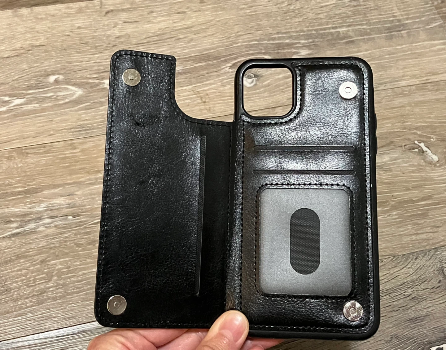 iPhone 11 Pro Max - photo 3