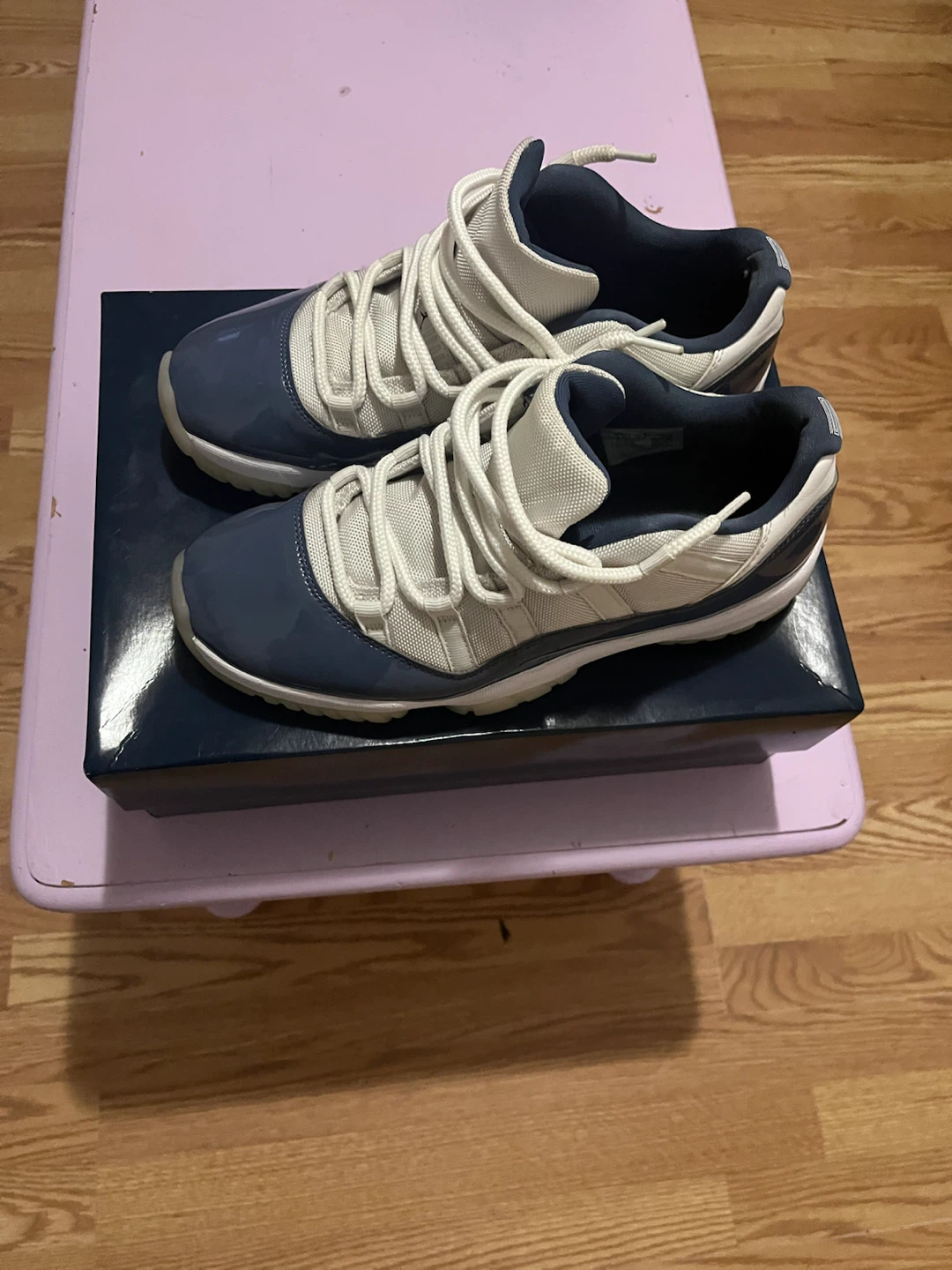 Nike Air Jordan 11 Low - photo 3