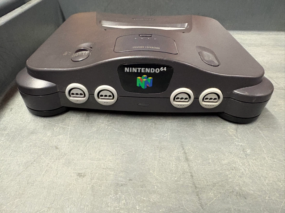 Nintendo 64 Console with Controller and GoldenEye 007 - photo 2