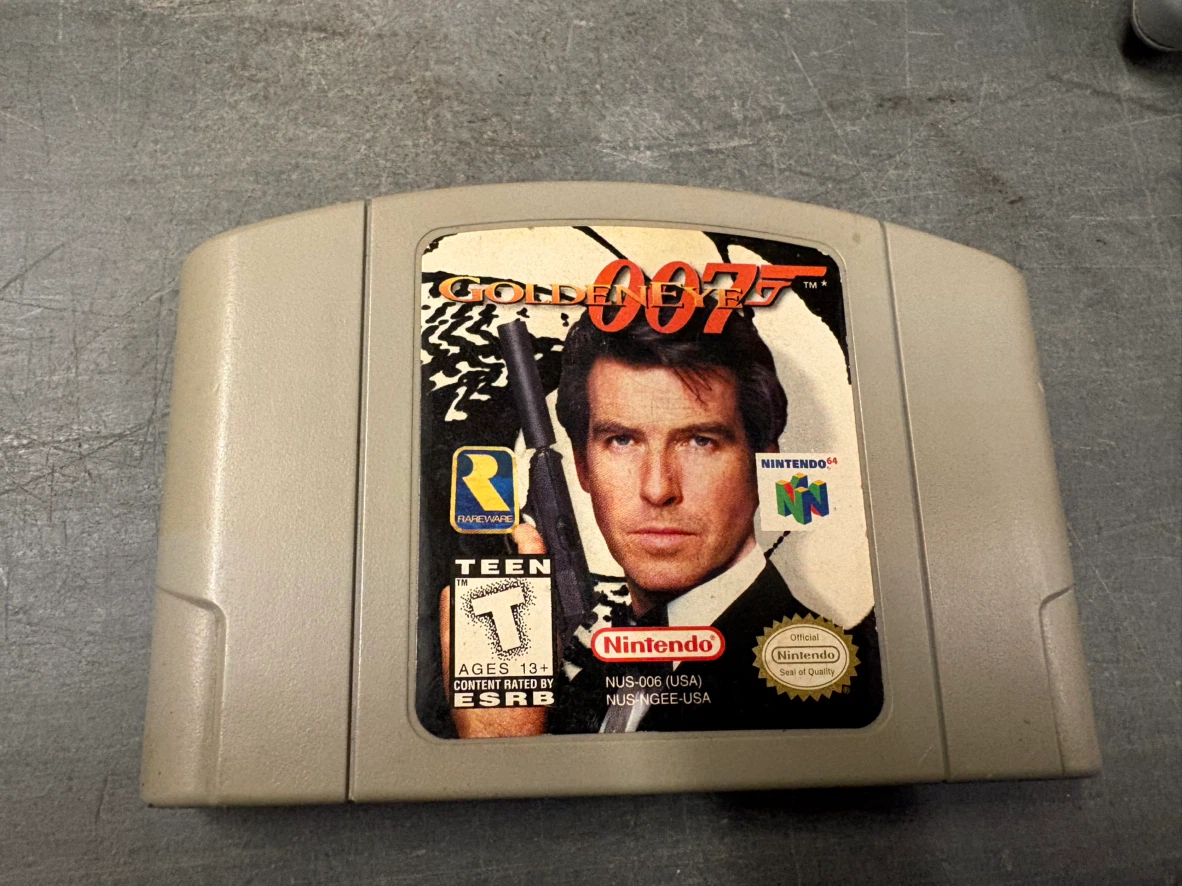 Nintendo 64 Console with Controller and GoldenEye 007 - photo 5