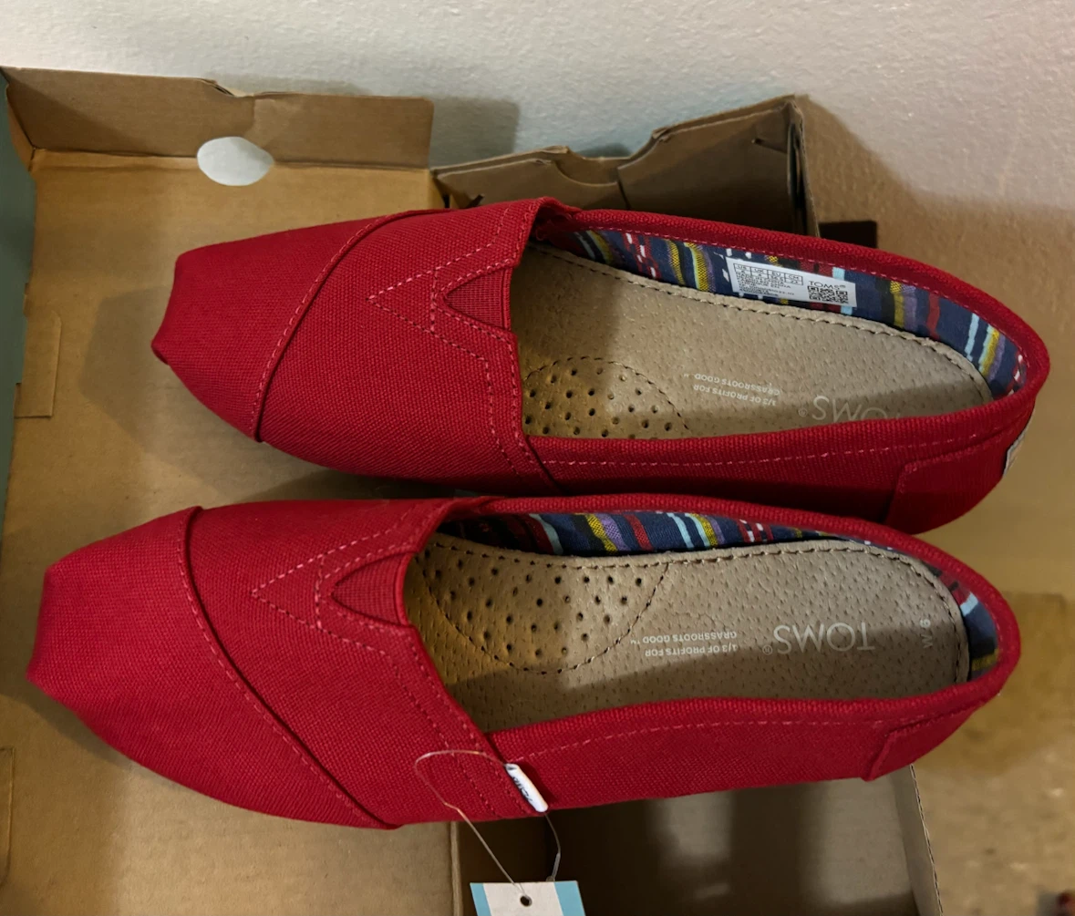 NEW-TOMS Women's Classic Canvas Flats - Red-Size 6 - photo 3