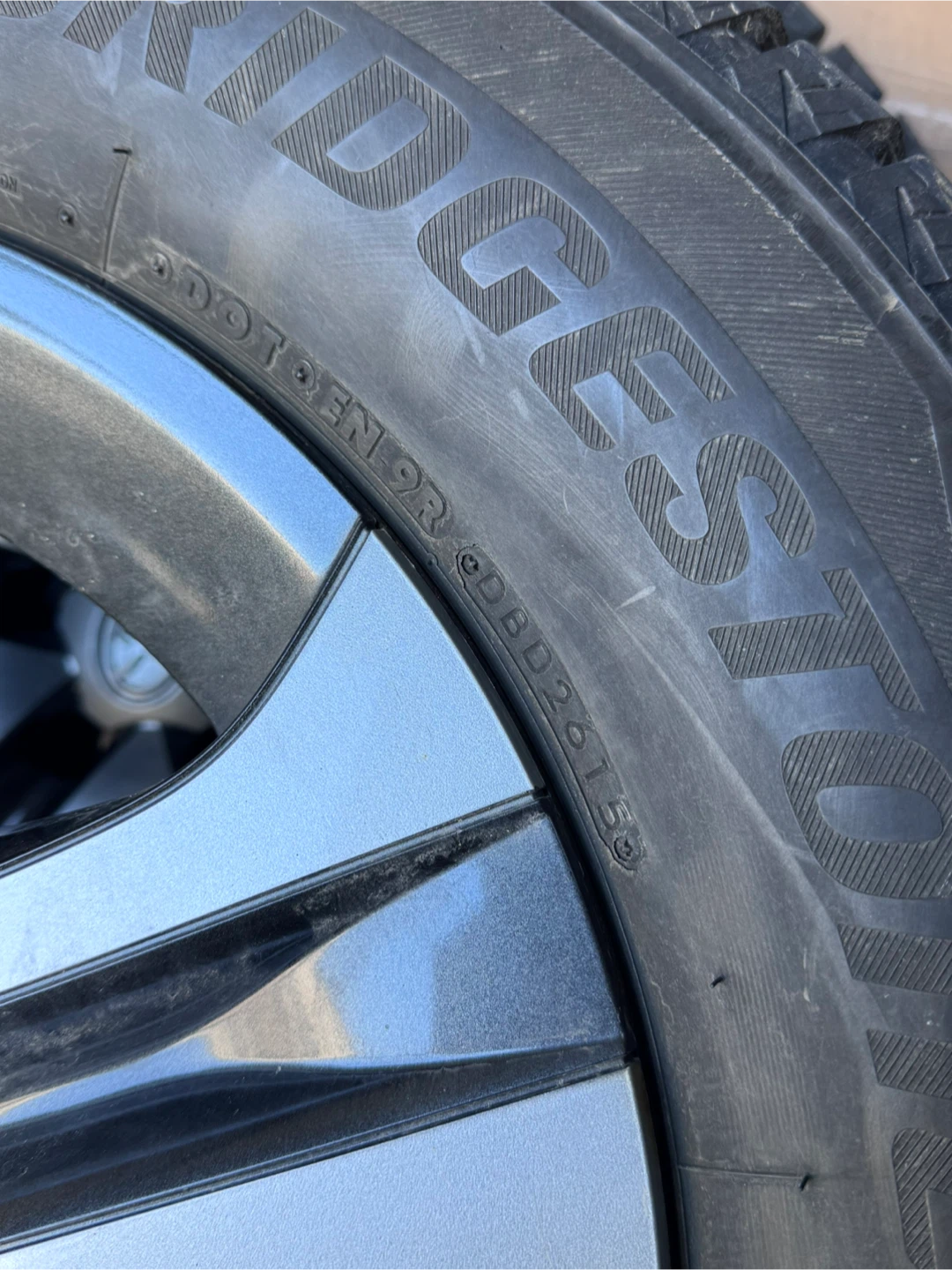 245-65-R17 Bridgestone with oem toyota rim - photo 5