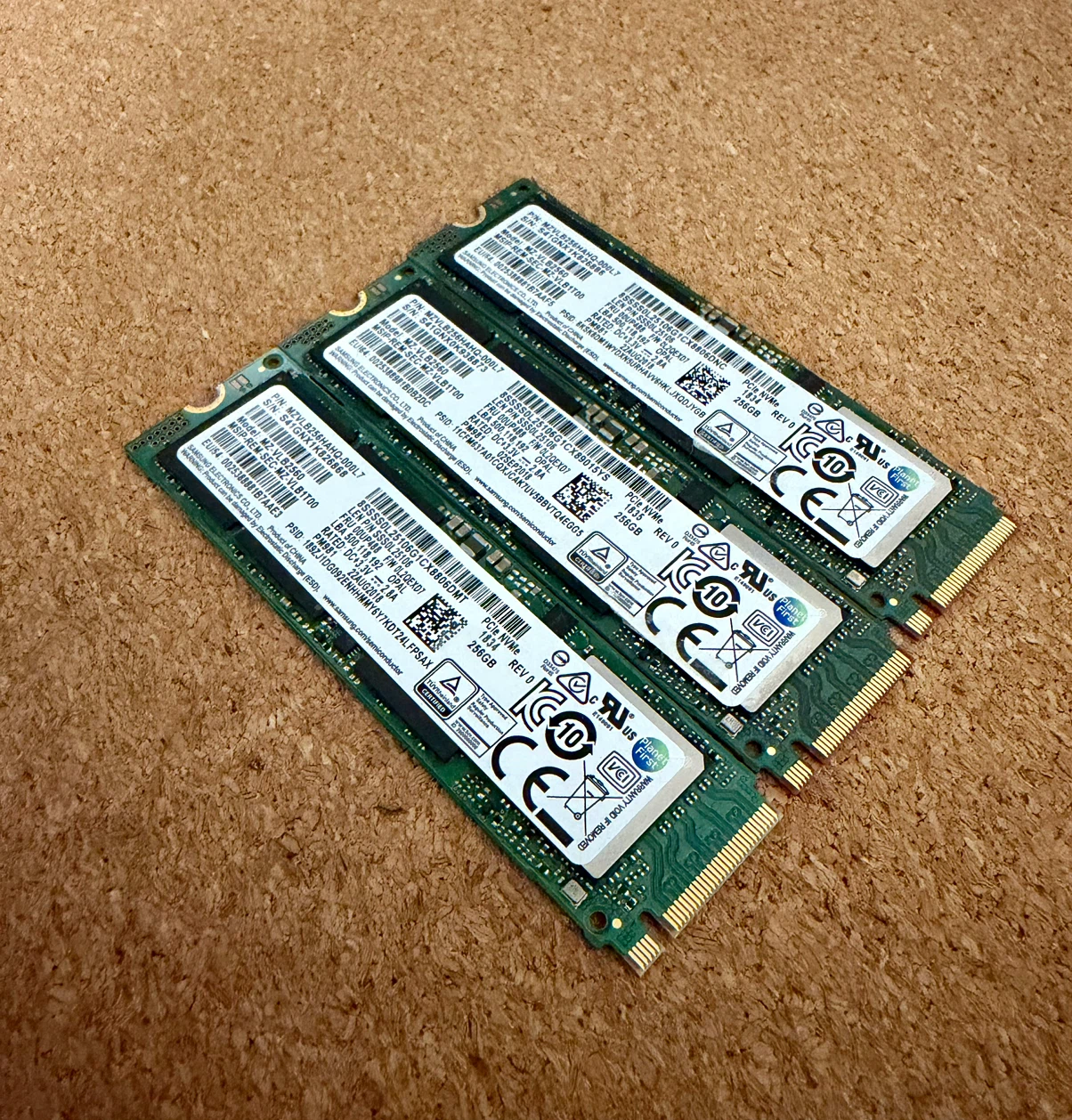 Samsung MZ-VLB2560 PM981 Series 256GB NVMe M.2 SSD