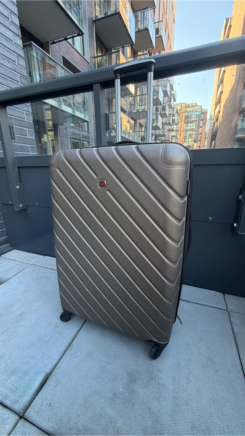 Swiss Gear Large Hardside Expandable 4-Wheel Luggage, Khaki