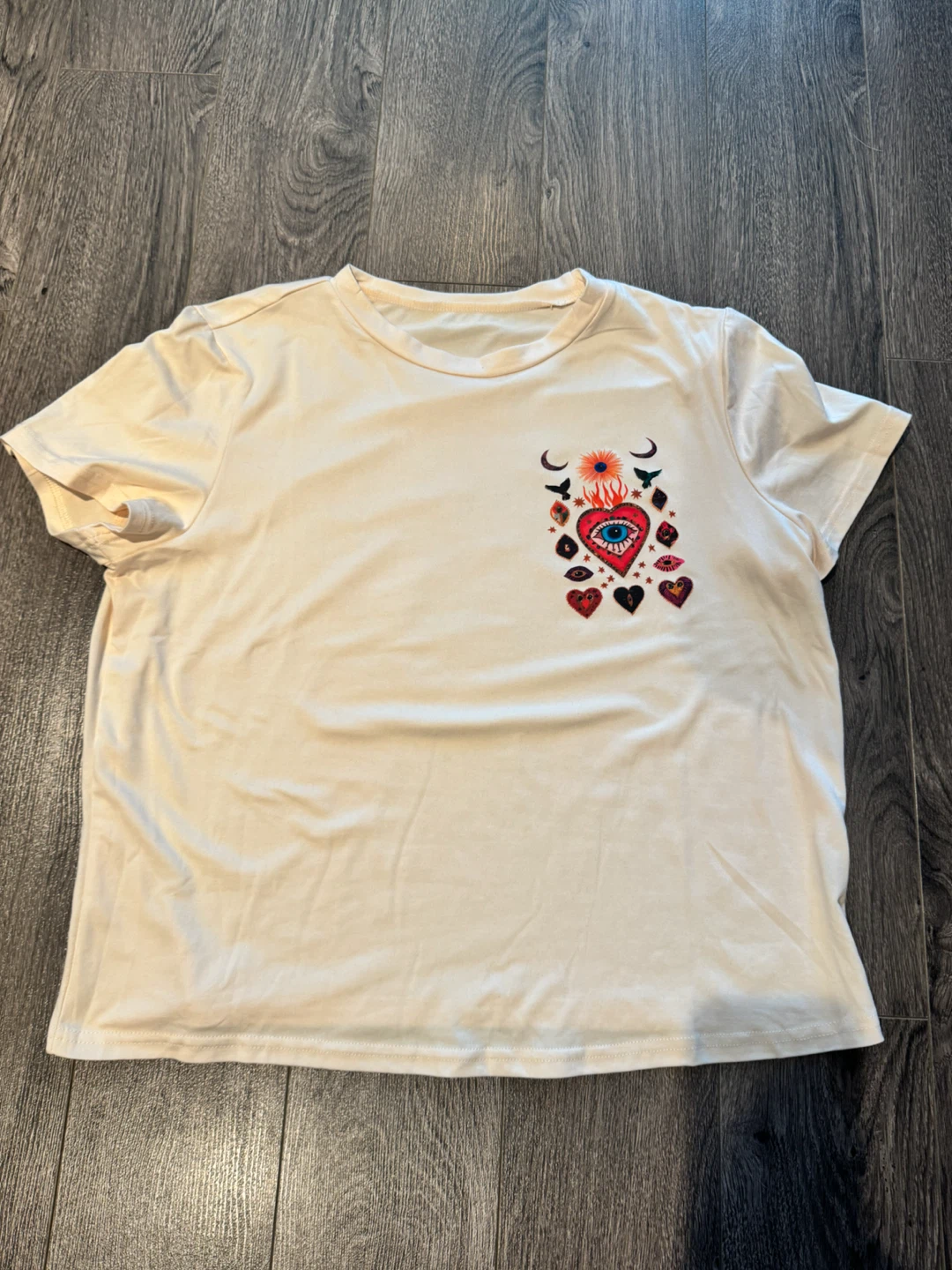 Graphic T-Shirt with Mystic Heart Print - photo 2