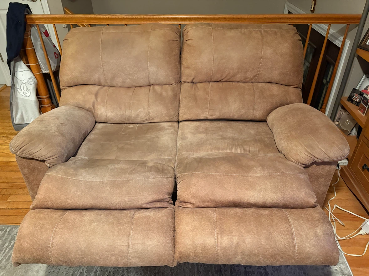 3 Piece Power Reclining Livingroom Set - photo 4