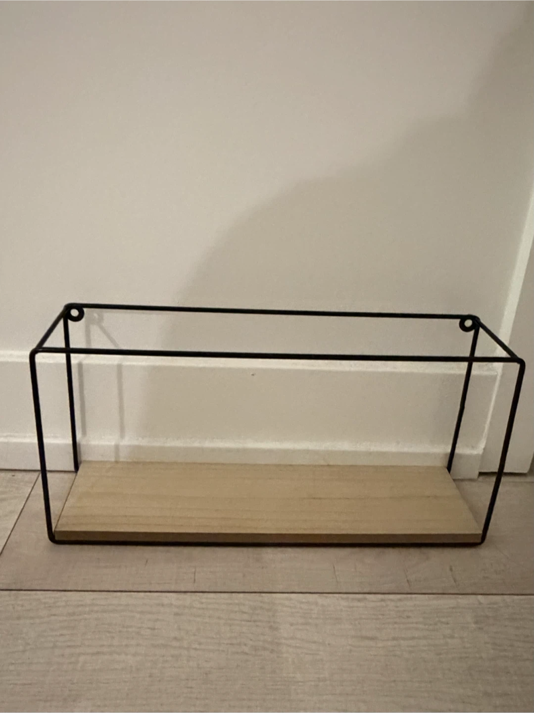 Set of two decorative wall shelves - photo 2