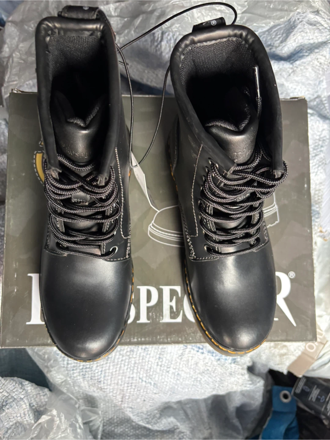 Unisex Prospector Black Boots size: men’s 6 and ladies 8
