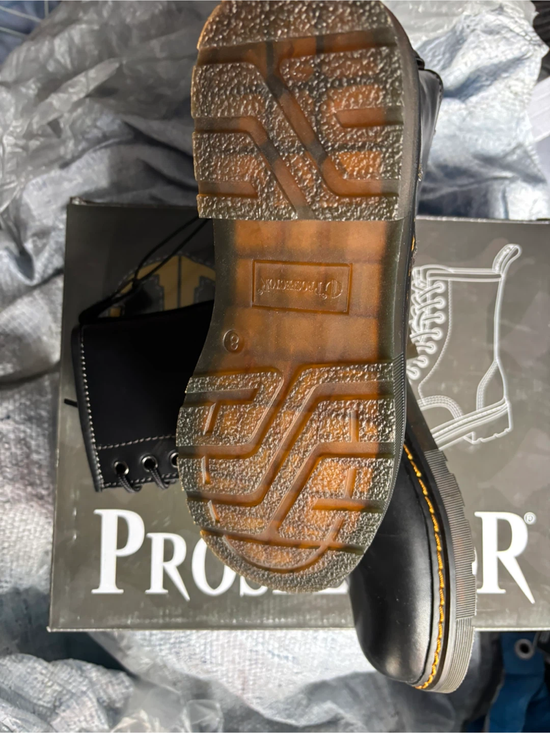Unisex Prospector Black Boots size: men’s 6 and ladies 8 - photo 3