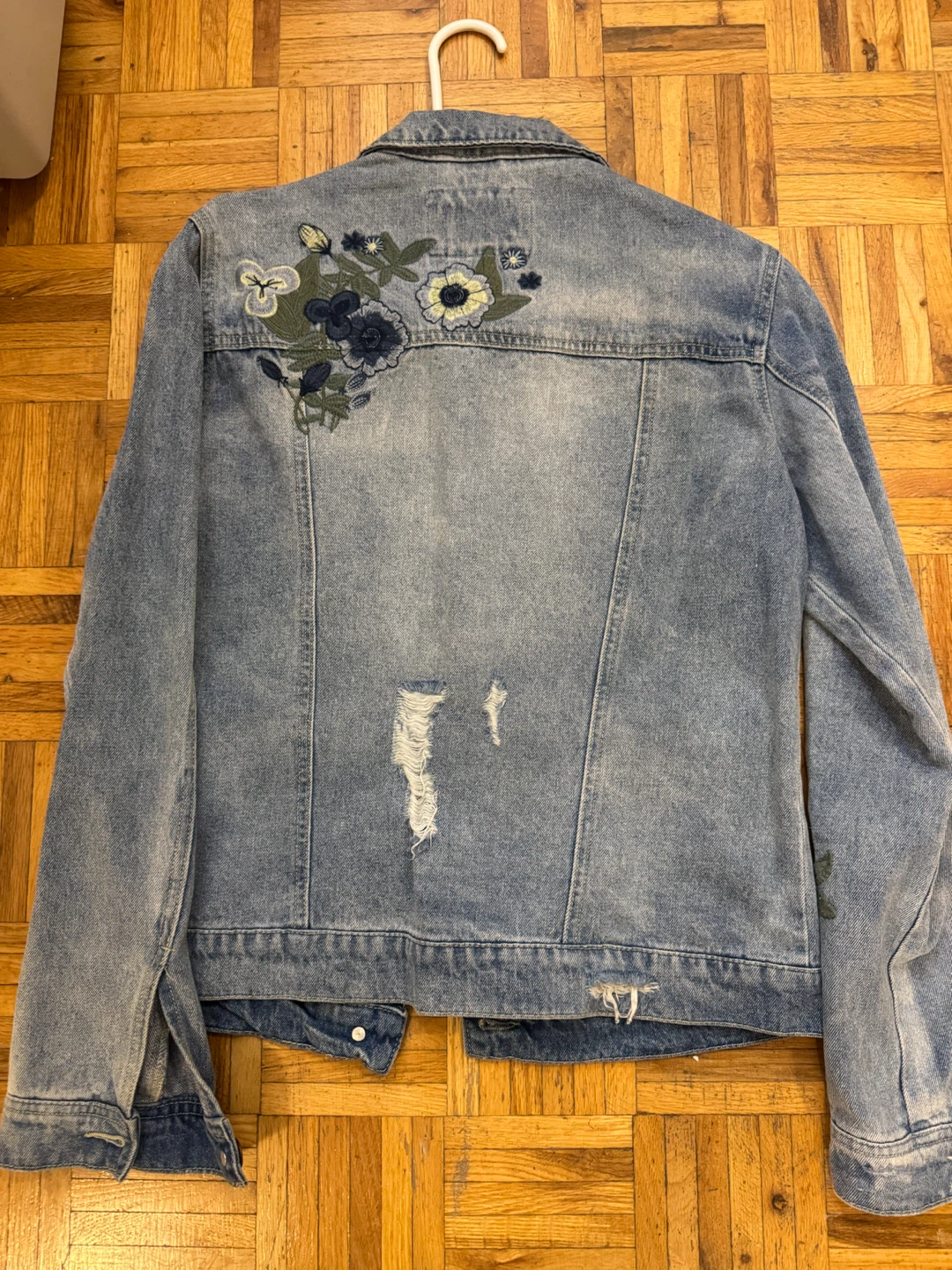 Forever 21 Embroidered Denim Jacket - photo 2