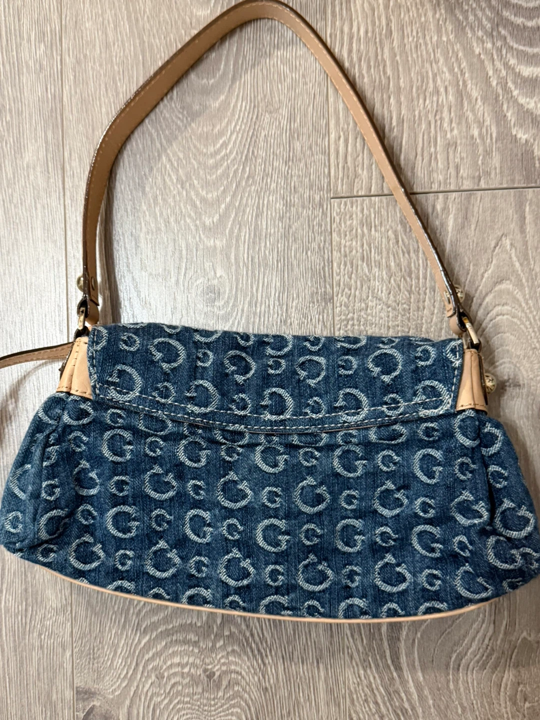 Guess denim shoulder bag - photo 2