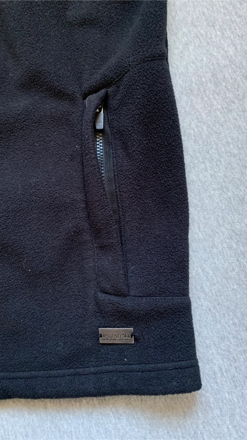 Ascend Black Fleece Jacket - Men’s Size Large - photo 5
