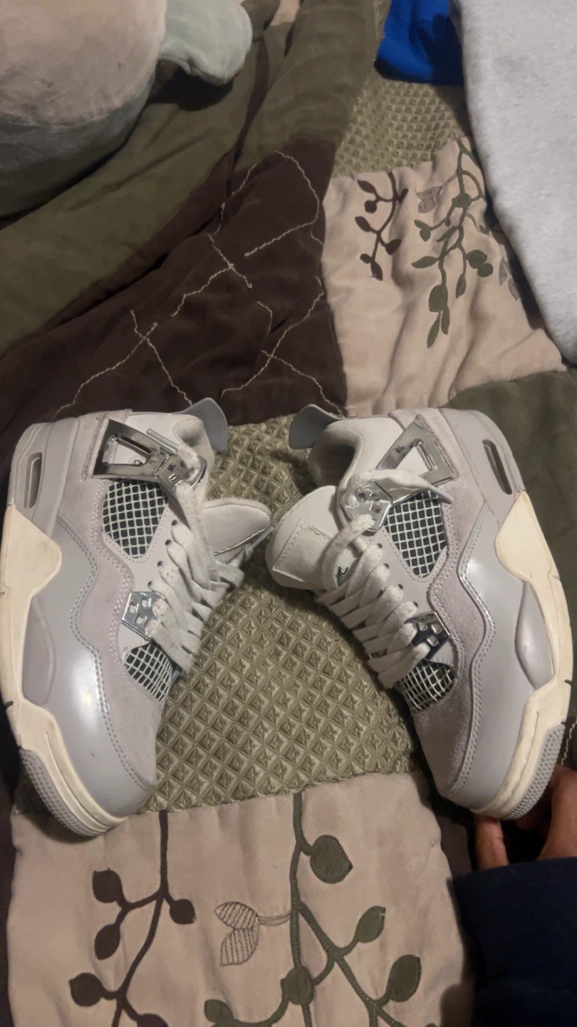 Air Jordan 4 Frozen Moments Sneakers - photo 2