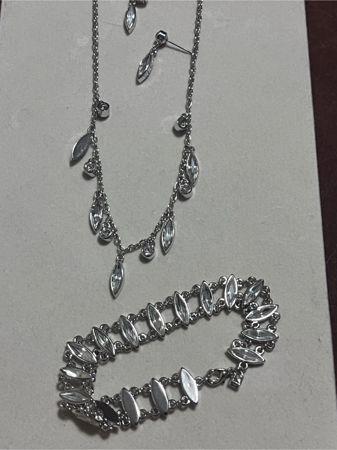 VTG Nina Ricci Jewelry Set