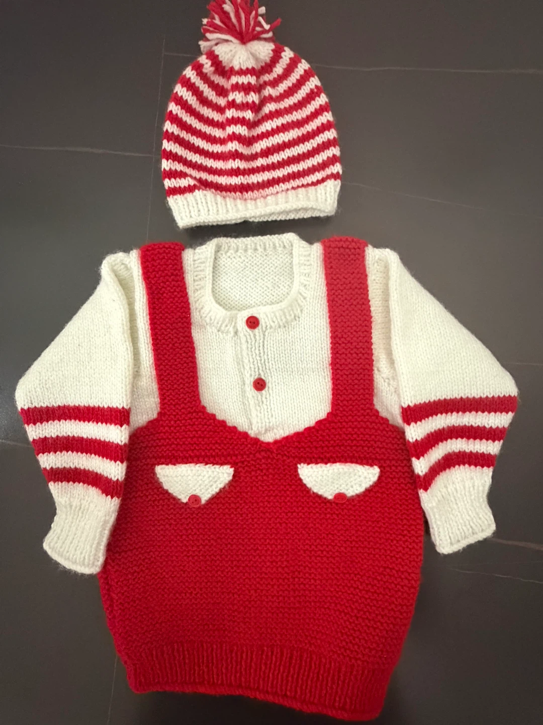 Hand-knitted baby sweater sets - photo 4