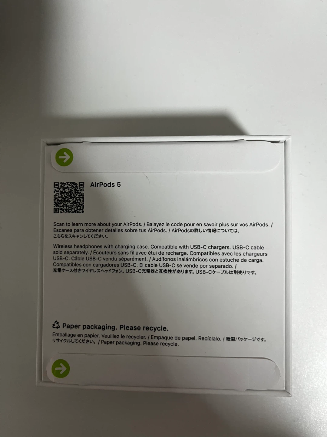 AirPods 5 - photo 2