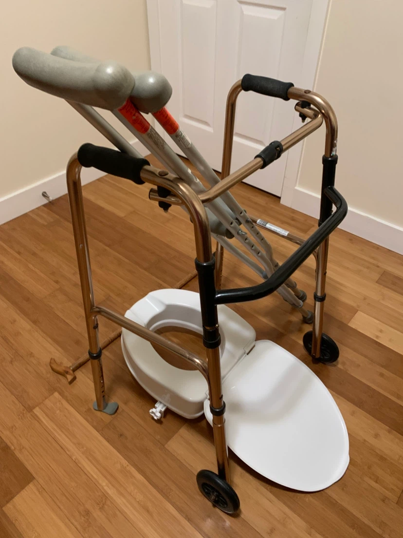 Medical Mobility Aid Set with Walker and Crutches