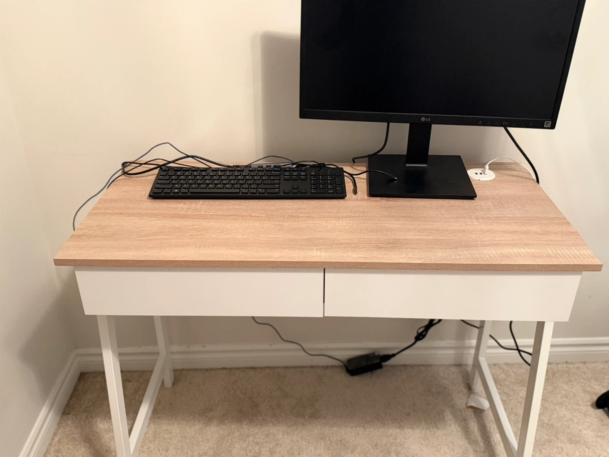 Mainstays 2-Drawer Computer Desk, USB Charger, Like New - photo 2