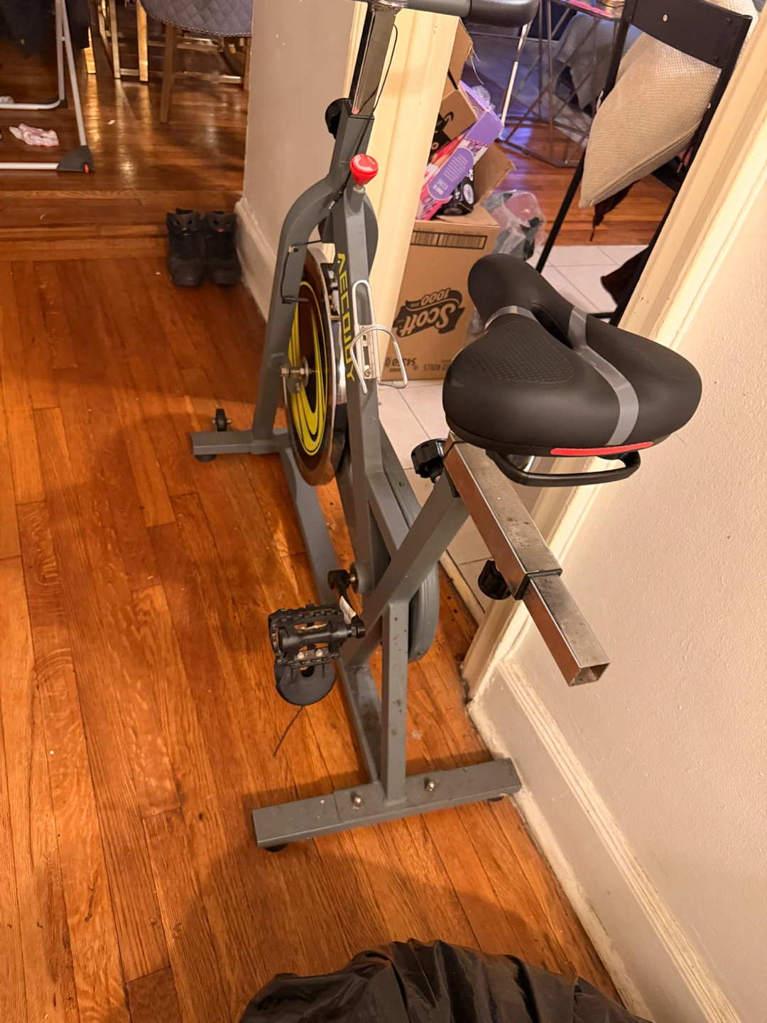 exercise bike - photo 2