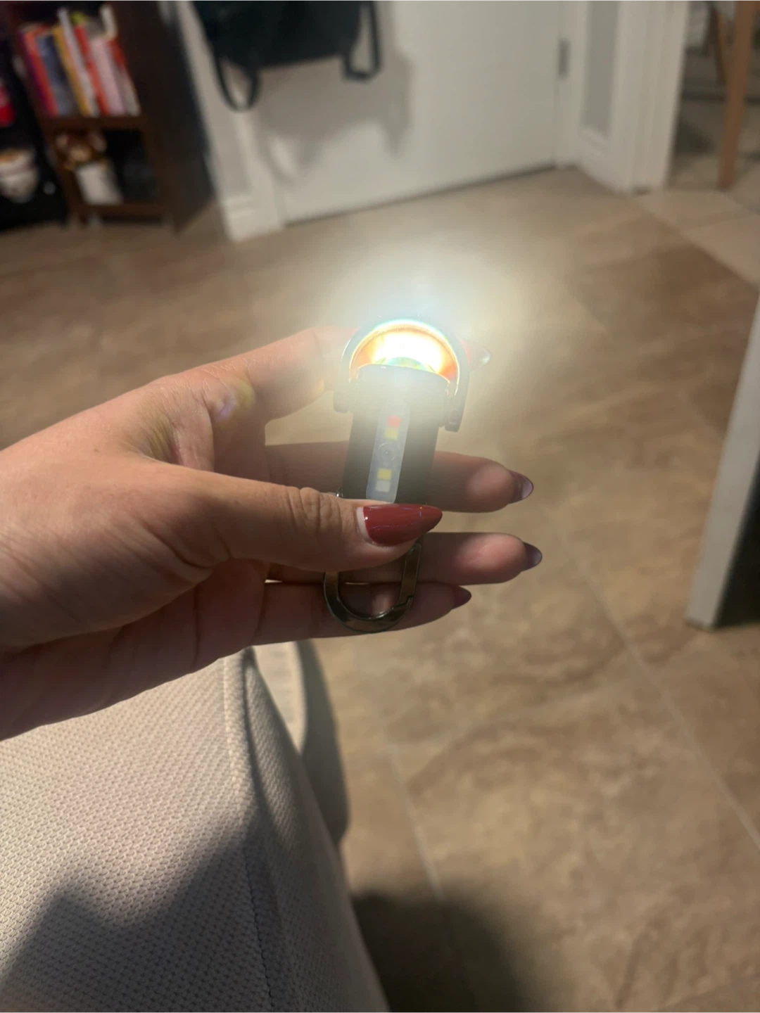 3-in-1 Rechargeable Keychain Flashlight & Power Bank - photo 4