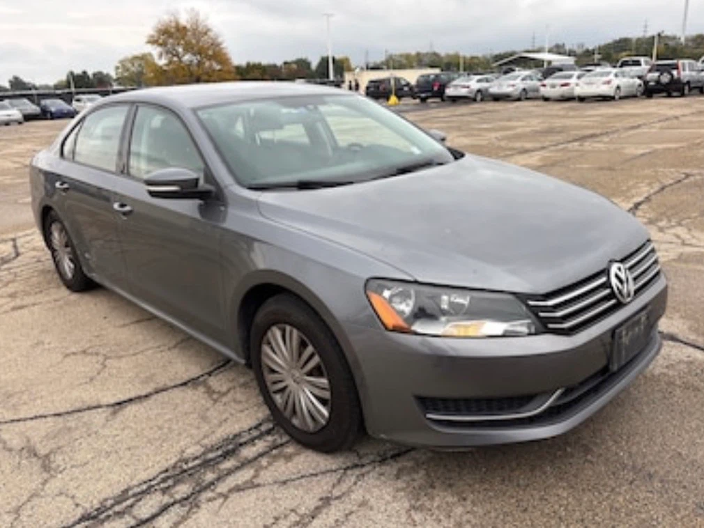 Volkswagen Passat Sedan