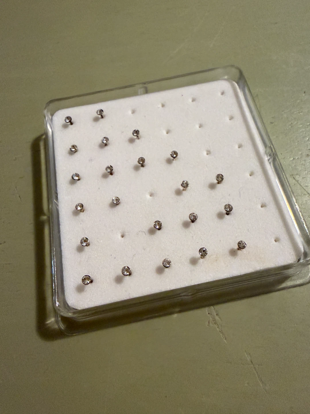 Rhinestone nose stud
