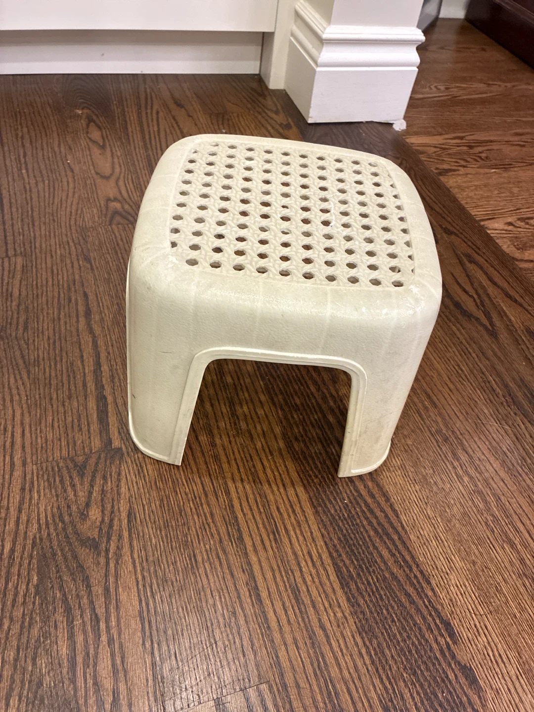 Small White Plastic Step Stool