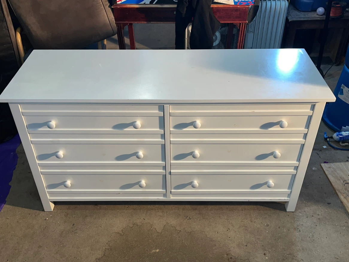 Beautiful White Wood  Dresser with 6 Drawers 🙌 - photo 2