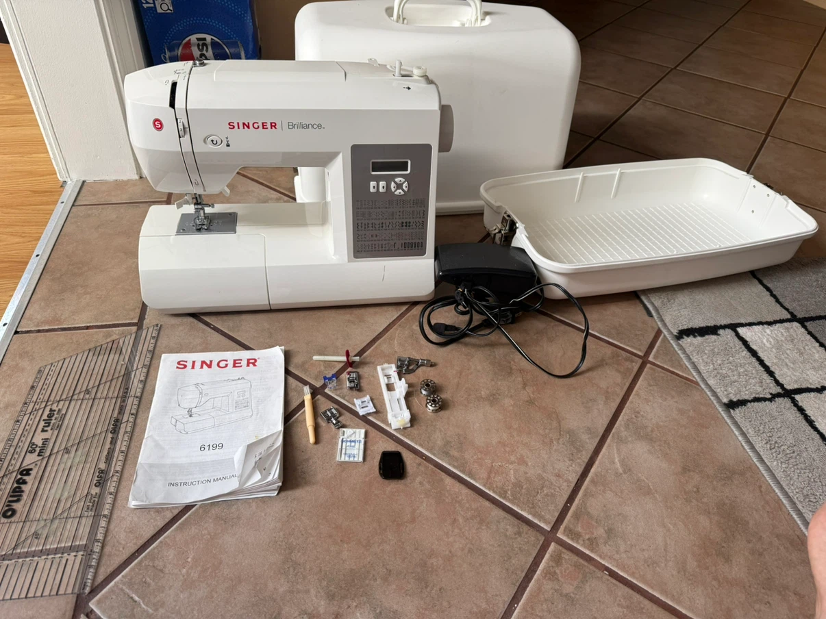 Singer Brilliance 6199 Sewing Machine - photo 2