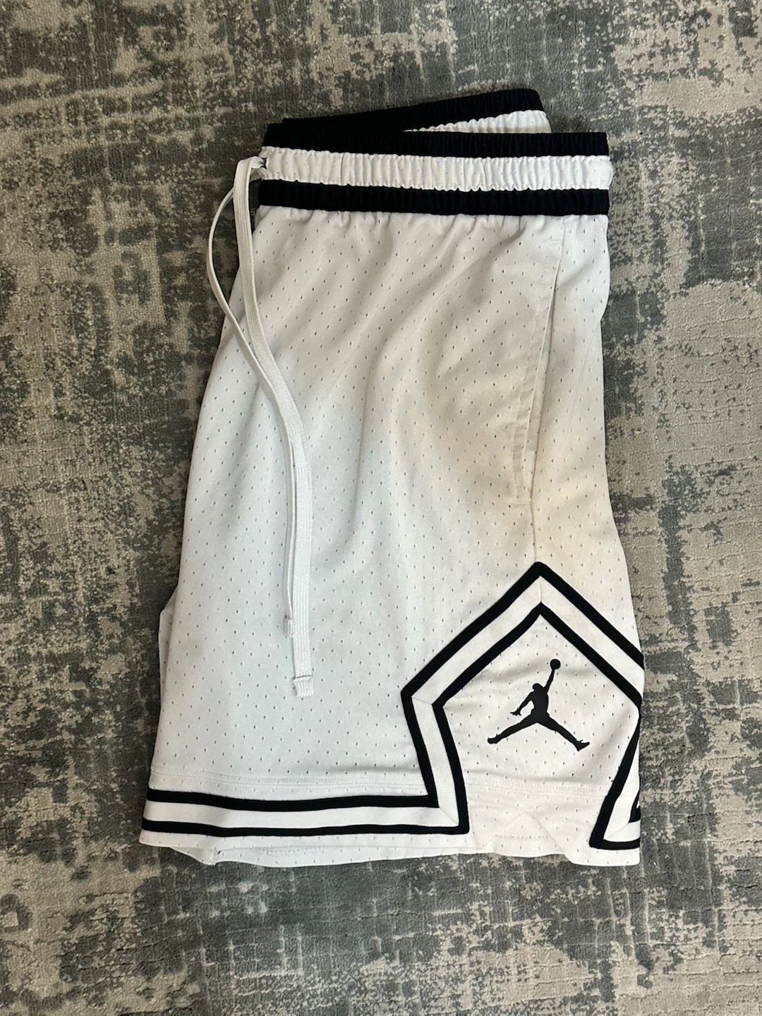 Jordan Dri-FIT Basketball Shorts - White/Black - Size Large