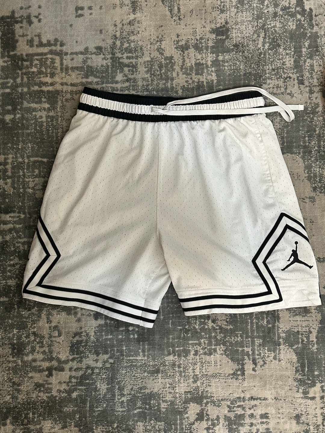 Jordan Dri-FIT Basketball Shorts - White/Black - Size Large - photo 2
