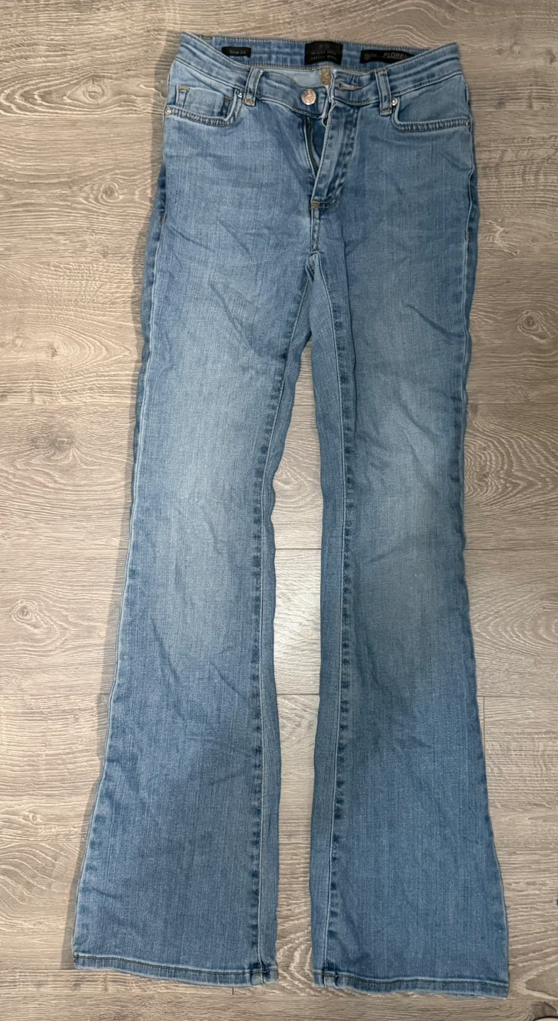 Tailor Made Florence Mid Rise Flare Jeans - photo 3