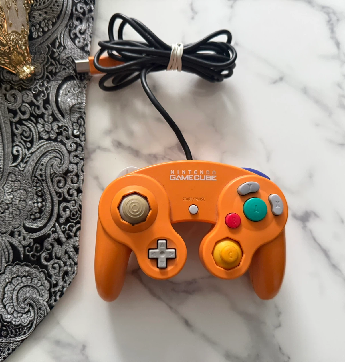 Nintendo GameCube Spice Orange Controller - photo 2