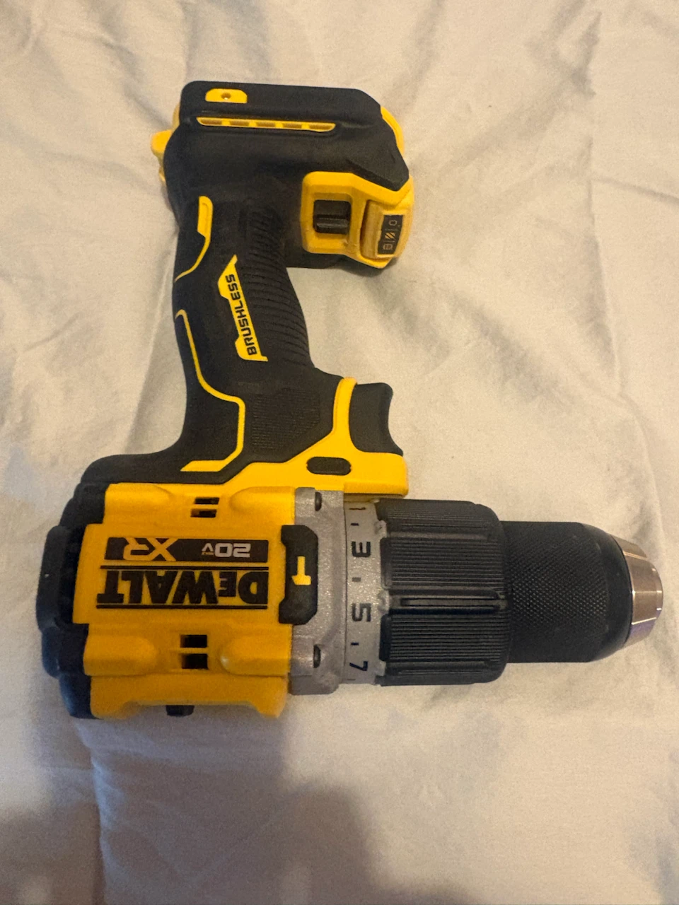 DEWALT 20V XR Brushless Hammer Drill DCD805 - photo 2