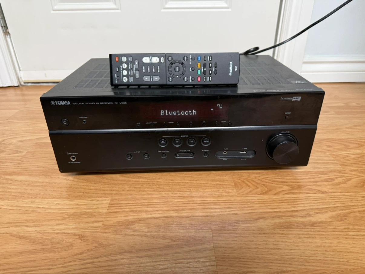 Yamaha RX-V385 AV Receiver - photo 2